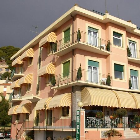 Hotel Garden Marina dʼMarina dʼAndora المظهر الخارجي الصورة