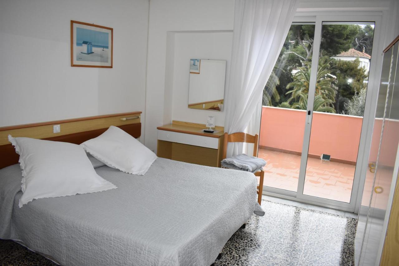 Hotel Garden Marina dʼMarina dʼAndora المظهر الخارجي الصورة