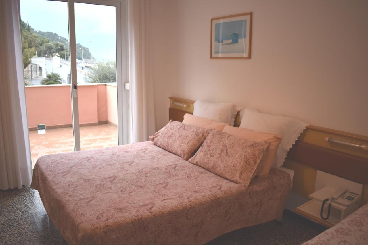 Hotel Garden Marina dʼMarina dʼAndora المظهر الخارجي الصورة
